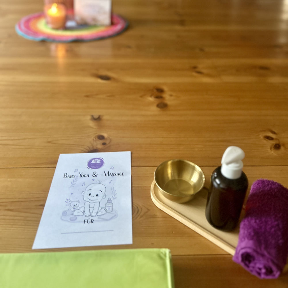 Yoga Zubehör für das Baby Yoga mit Massage
